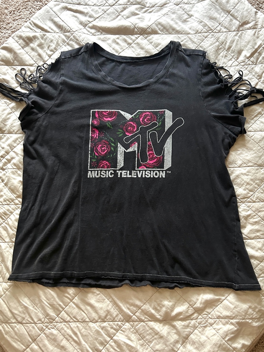 MTV Black Short Sleeve Tee with Rose-Pattern Logo